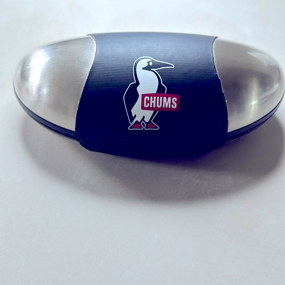 Chums Eyeglasses Protective Metallic Case